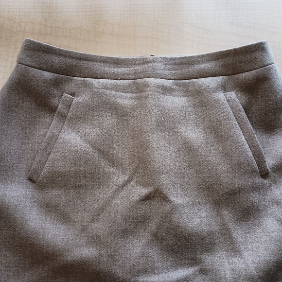 J Crew 100% Wool Brown Camel Color Pencil Skirt with Pockets Size 6 - Picture 7 of 12